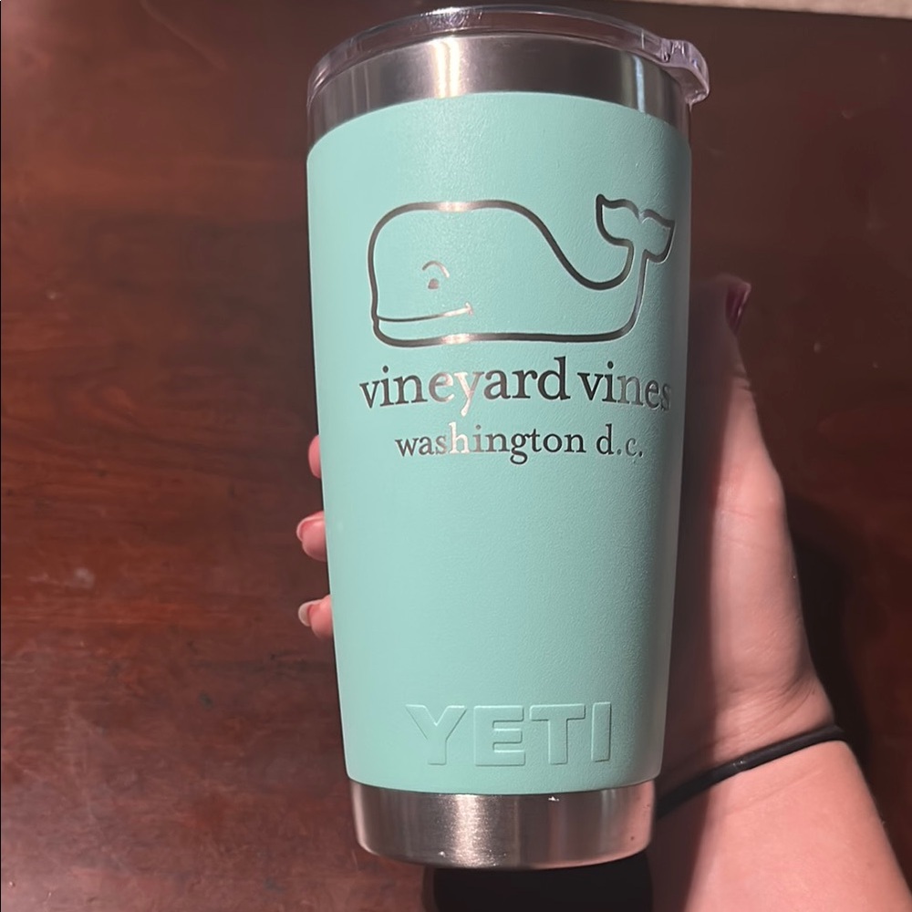 Vineyard Vines YETI 20oz Tumbler - Seafoam